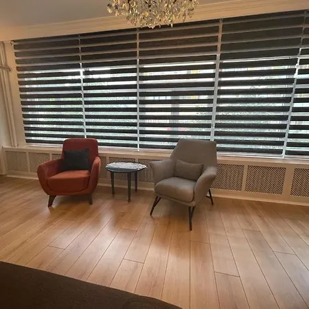 Smf Suites 4+1 Luxery Flat
