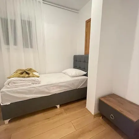 Smf Suites 4+1 Luxery Flat Apartment *